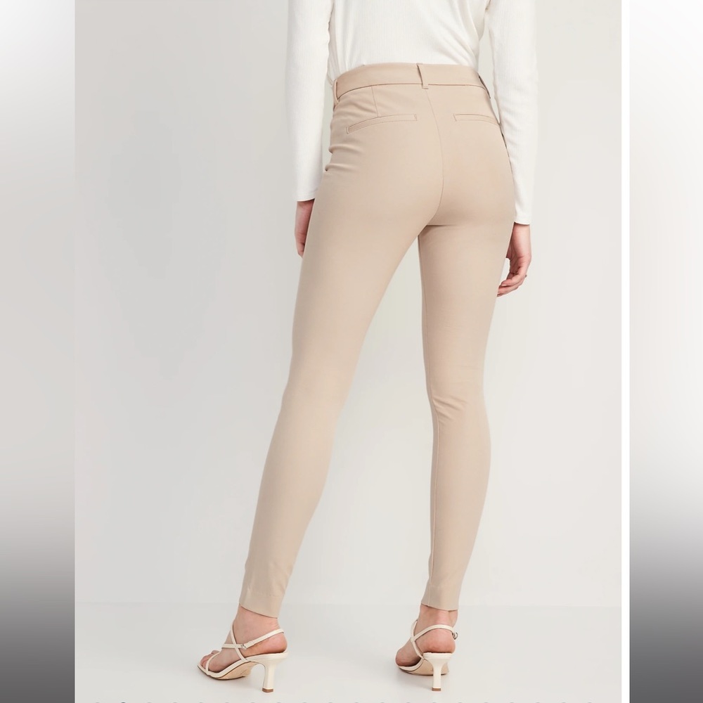 OLD NAVY HIGH-WAISTED NEVERFADE PIXIE SKINNY PANTS
